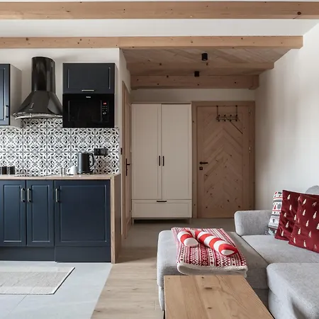 Folkova 21 - * Biały Dunajec