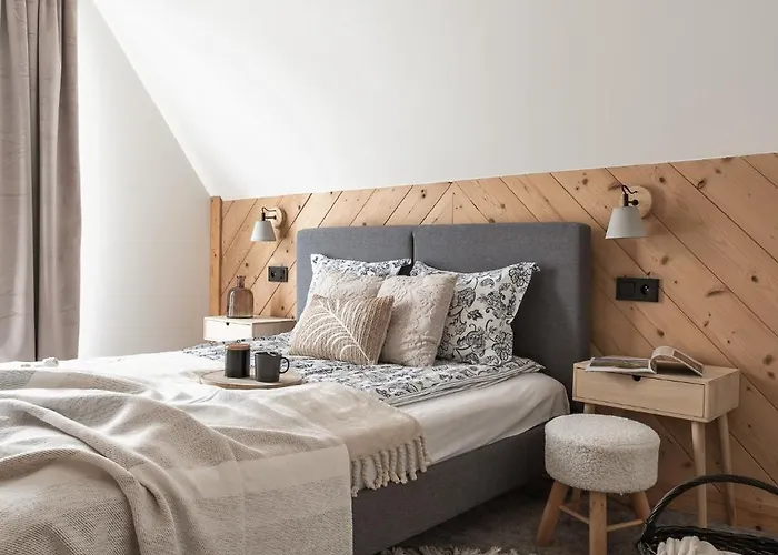 Folkova 21 - * ביאלי דונאייק